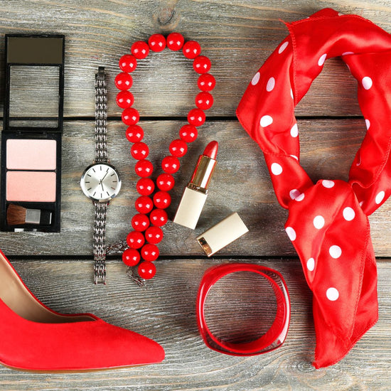 Accessories/Jewelry/Scarves/Handbags/Readers/Hats
