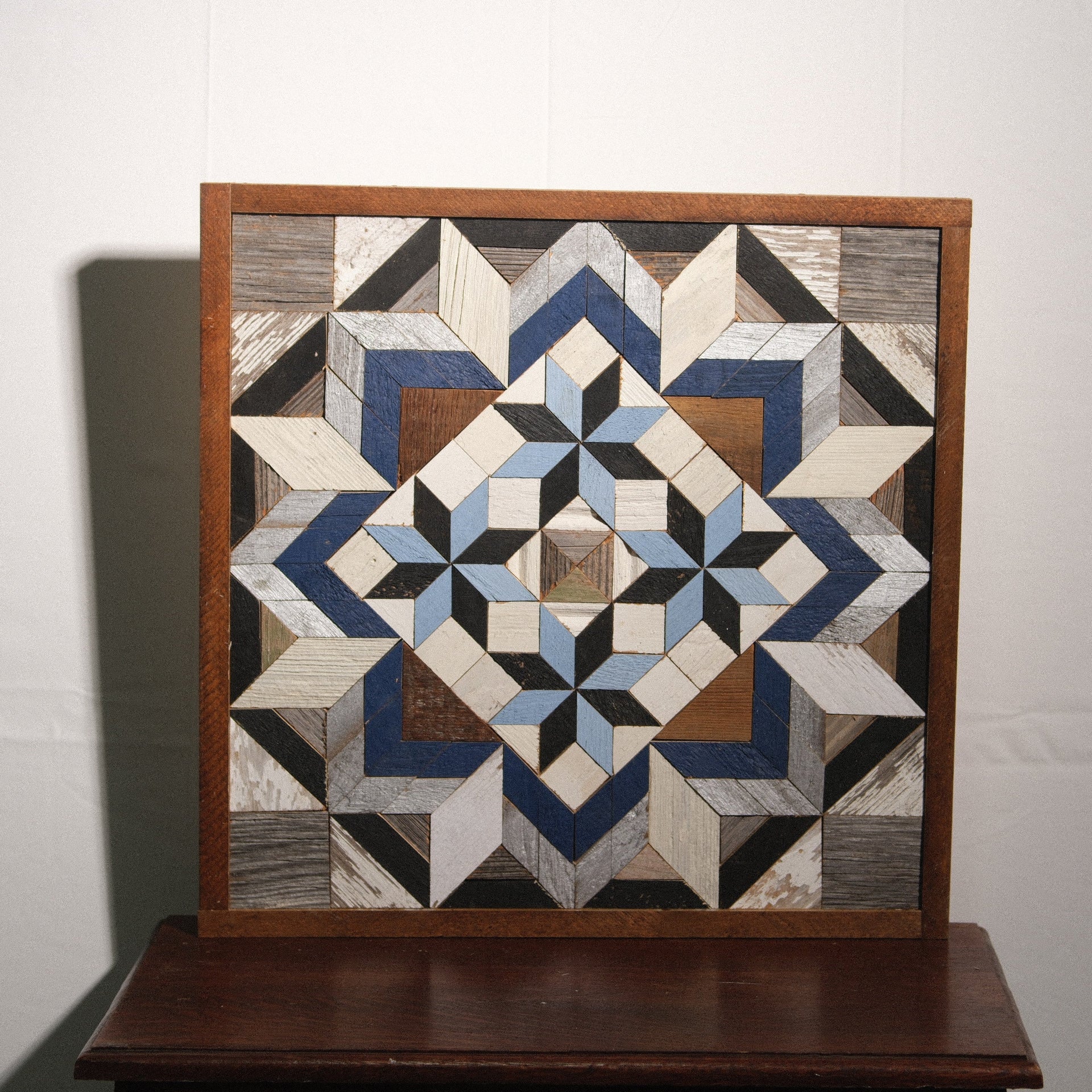 Amish Handmade Barn Quilt Wall Art – Reclaimed Barn Wood – 20.75” x 20.75”