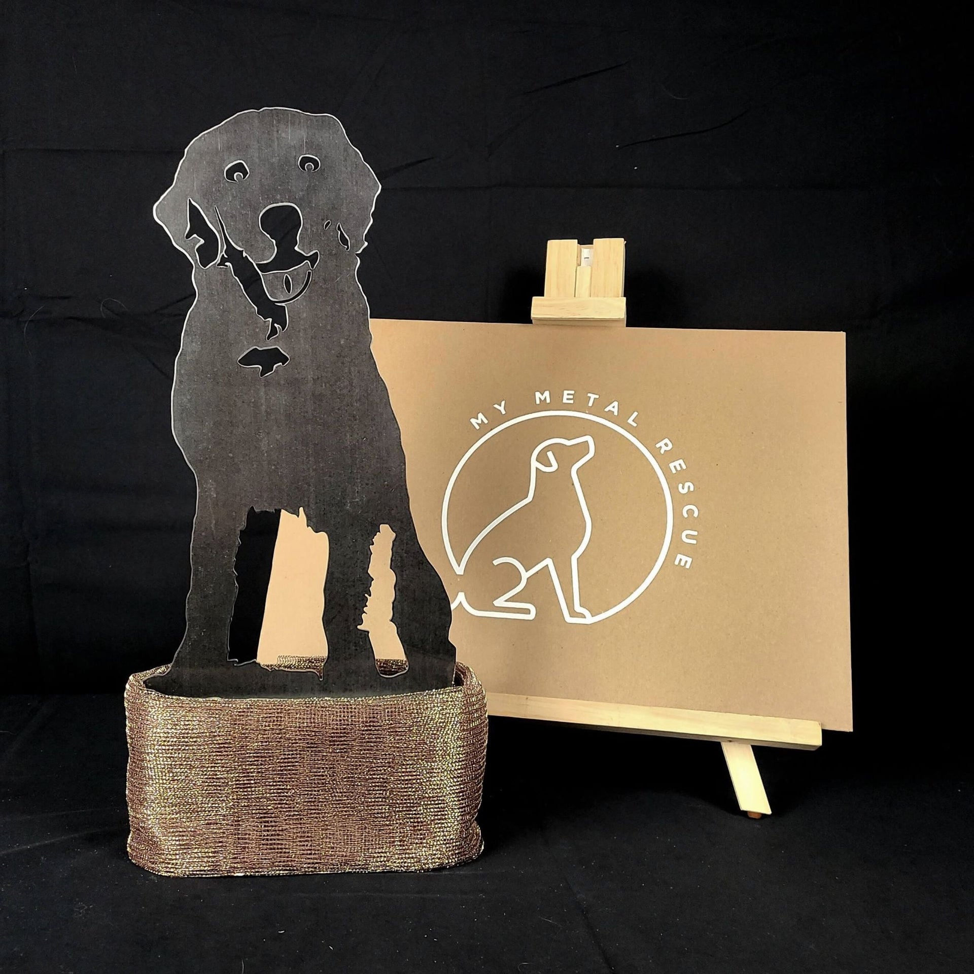 Labrador Retriever Metal Art – Handcrafted Dog Décor