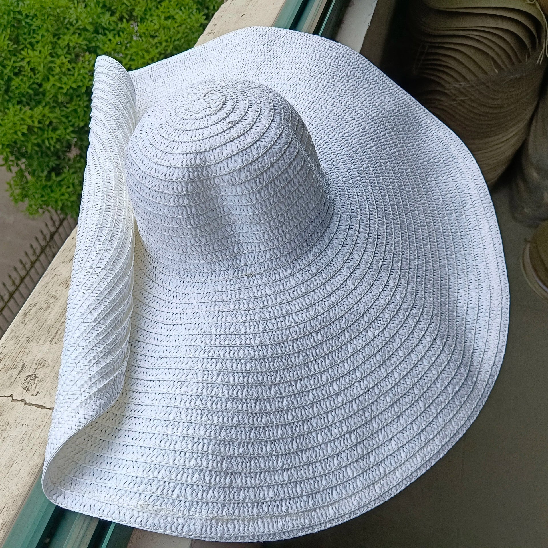 Designer empty top visor hat for woman