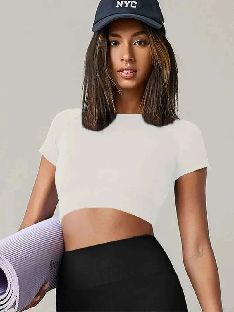 Elite Crop Top: Premium Black Activewear